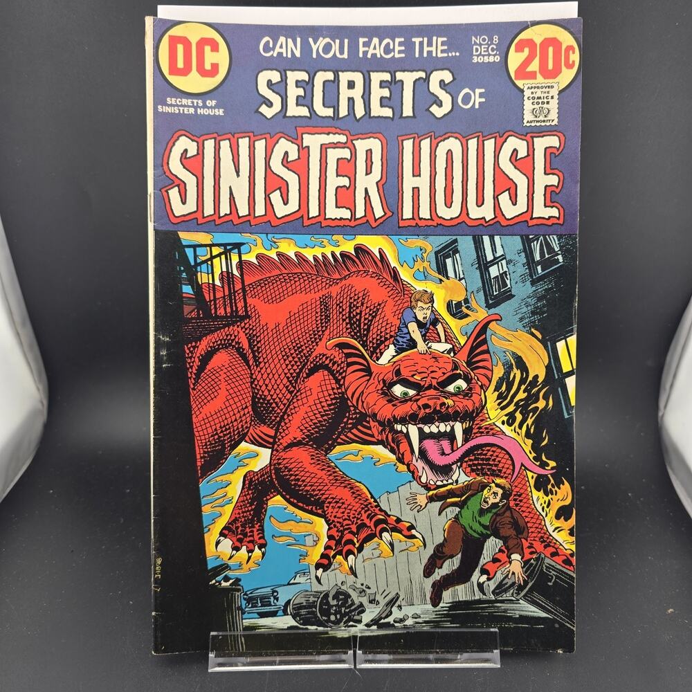 Secrets of Sinister House #8 (1972 DC) Bronze Age Horror Comic -Mid Grade VG 4.0
